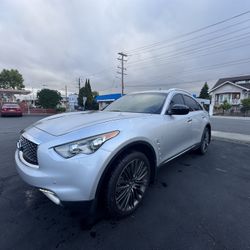 2017 Infiniti Qx70