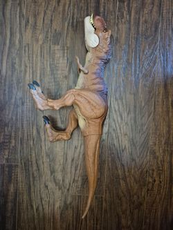 Jurassic World Thrash 'N Throw Tyrannosaurus Rex 21" Electronic Action Figure (2017) Mattel