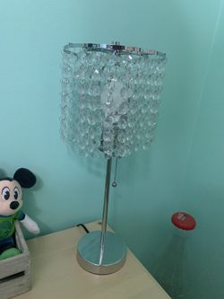 Lamp with crystals