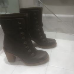 Ugg Size 5 Leather Brown Boots