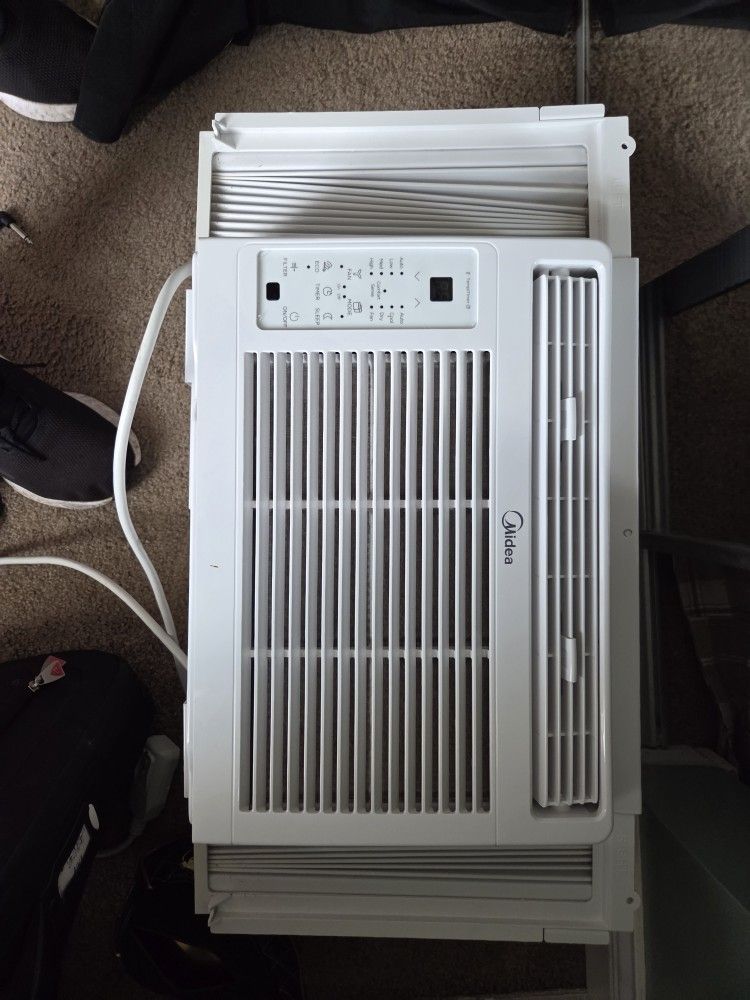 Midea 5000btu A/c With Remote Control