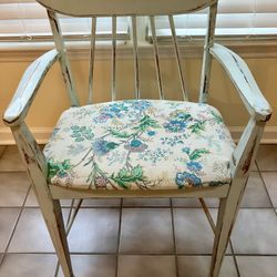 Vintage Wood Chair 