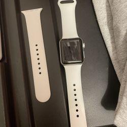 Apple Watch Series 3 38mm Ceramic White
