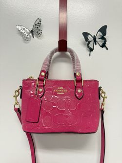 Bellísima Carterita Pequeña/ Hermoso Color Rosa Fuchsia 👌