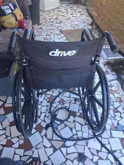 Drive wheelchair
