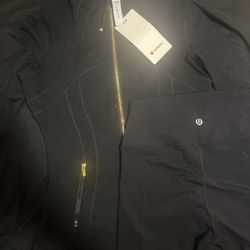 Black Defined Lulu Set Size 6 Tops And Bottoms