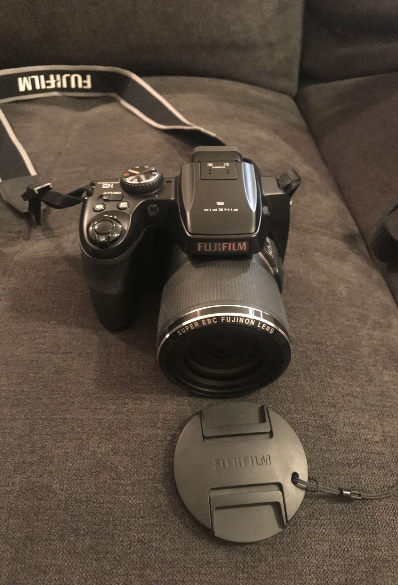 Fujifilm Finepix S9200 Camera