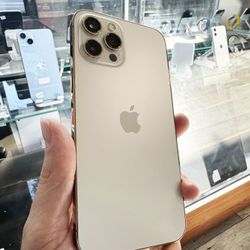 Unlocked iPhone 11 Pro Max - Desbloqueado 