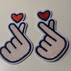 2 Pieces: Heart Gesture Embroidered Patches Iron-On DIY Clothing