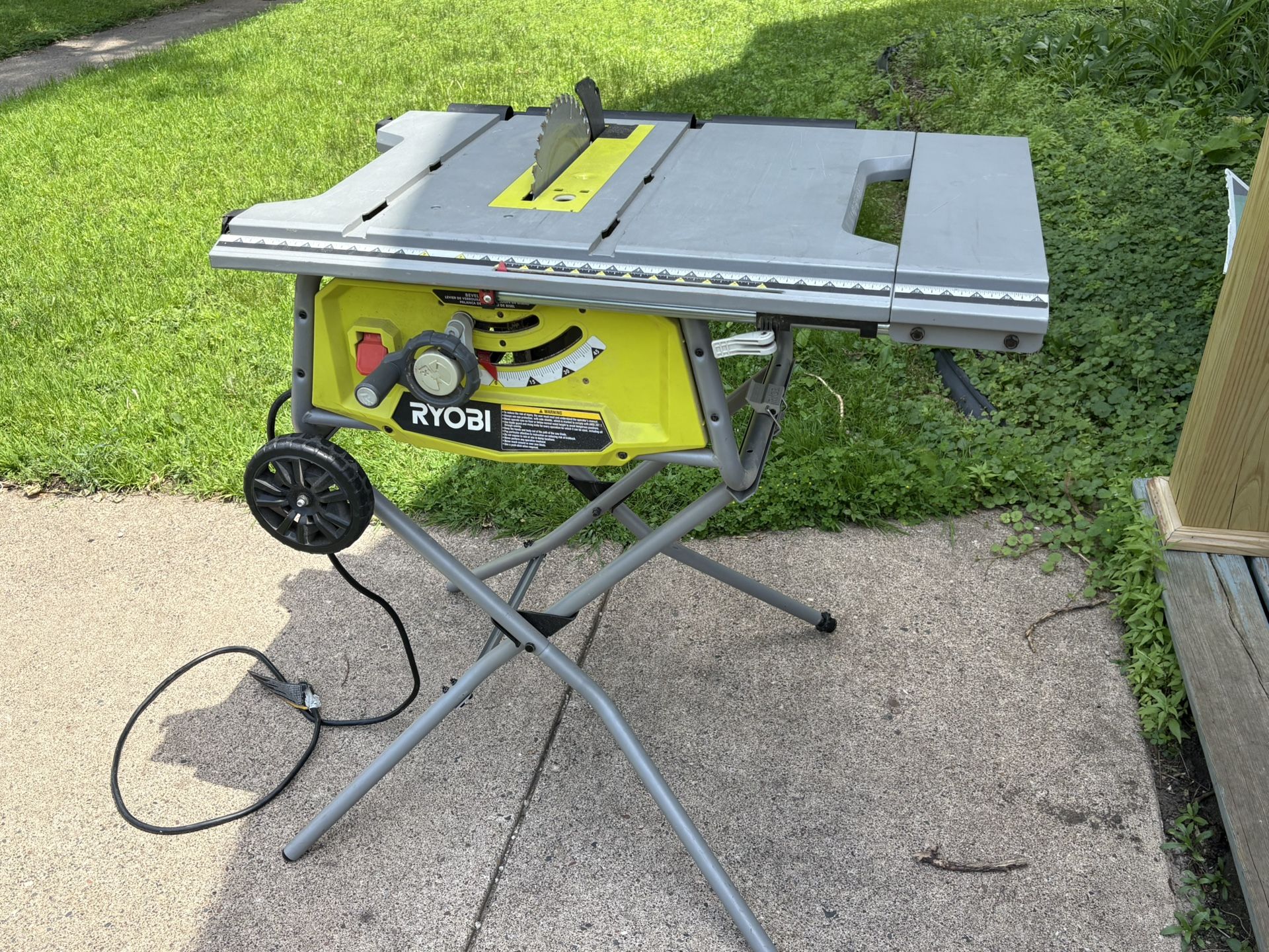 RYOBI 10 in. Expanded Capacity Table Saw