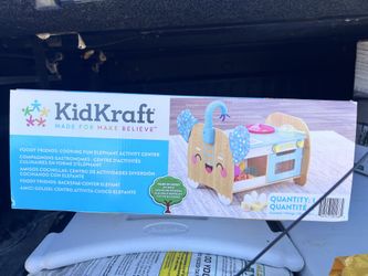 Kid Kraft Activity Center