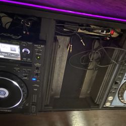 LED Color Changing Odyssey With Rolling Wheels
