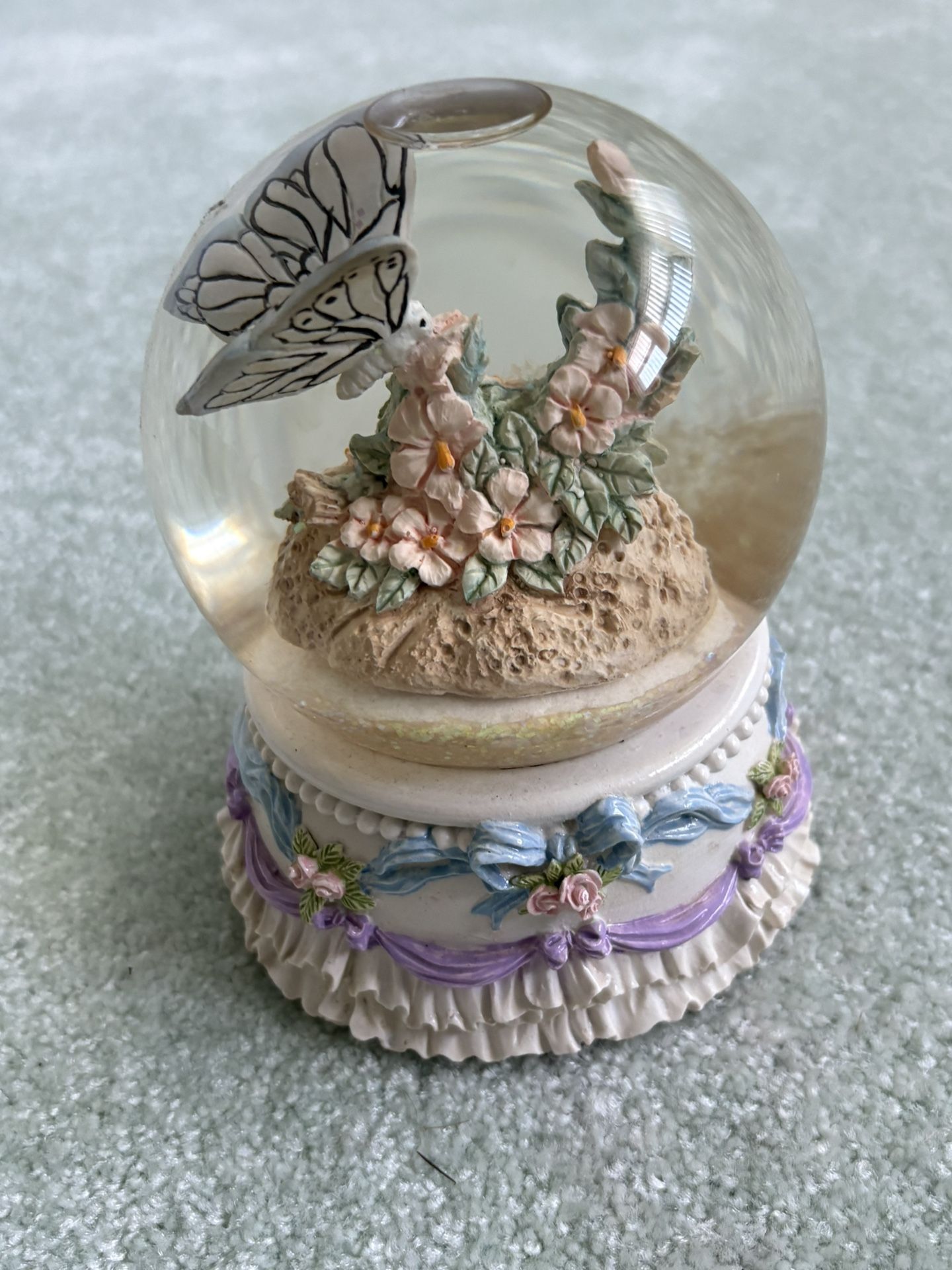 Snow Globe Music Box Features A Butterfly, And Flowers Please Claire De Loon