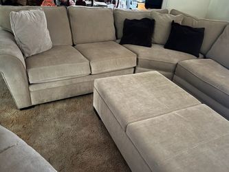 Beige Sectional Sofa with Ottoman & Pull Out Bed