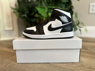 Jordan 1 Mid Panda Black White Mens Sizes 9 & 10.5 available