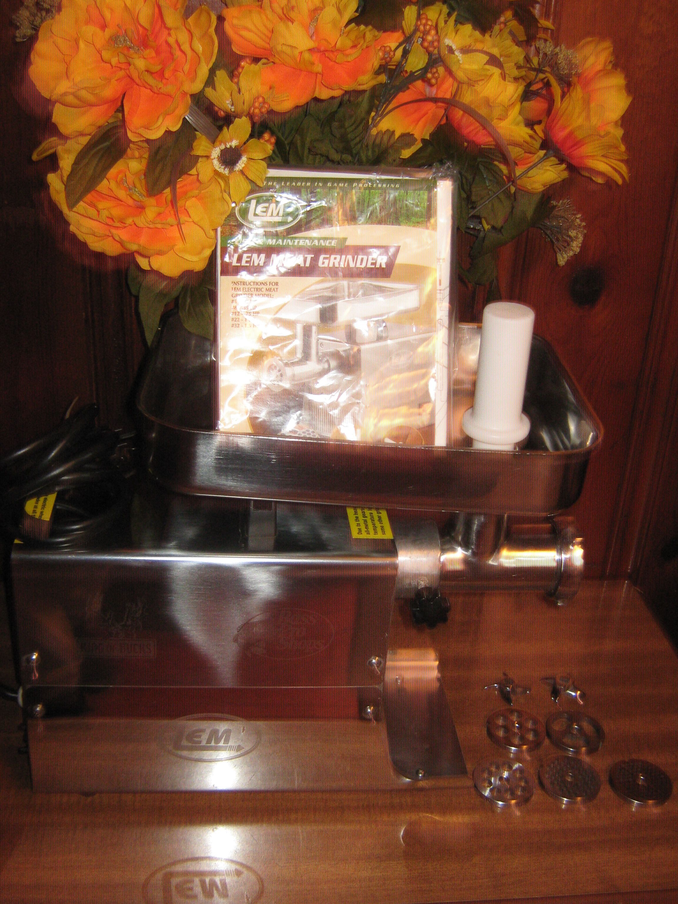 LEM Electric Meat Grinder Model 777 .25 HP #5 King of Bucks Bass Pro Shop