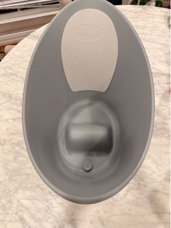 Schnuggle baby bathtub