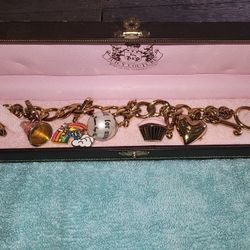 Juicy Couture Charm Bracelet 