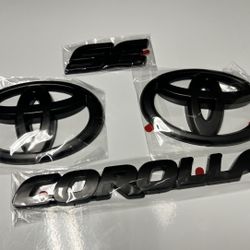 Toyota Corolla SE Emblem 
