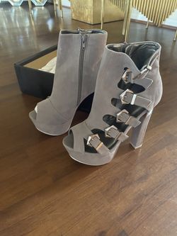 Boots Size 8.5