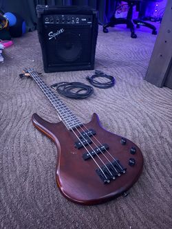 Ibanez mikro bass and amp