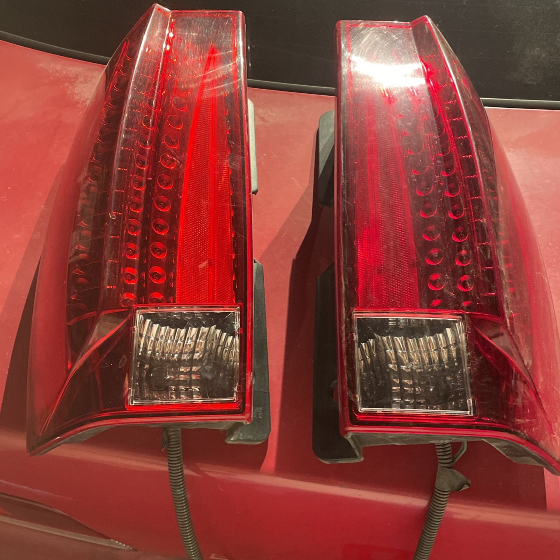 2009 Escalade cadillac tail lights