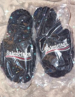 Balenciaga Fuzzy Slippers Size 41