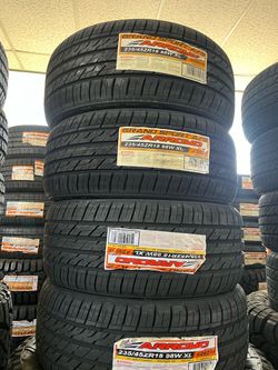✔️📲235/45/18 Vendo set de Llantas Nuevas arroyo