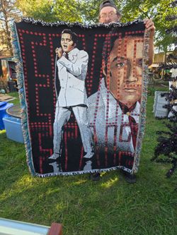 ELVIS PRESLEY COLLECTIBLES