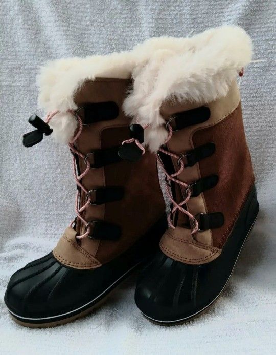 Cat & Jack Constance Girls Size 1 Waterproof Faux Fur Boots