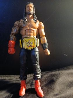 ROMAN REIGNS ACTION FIGURE