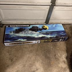 Trumpeter Bismarck 1:200 Model Boat