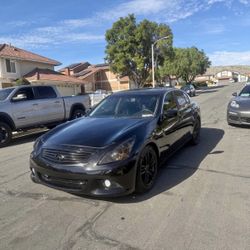 2013 Infinti G37 Journey 