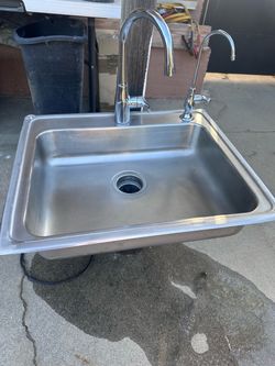 Elkay Kitchen Sink