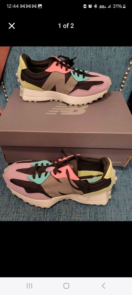 Women's New Balance Size 6