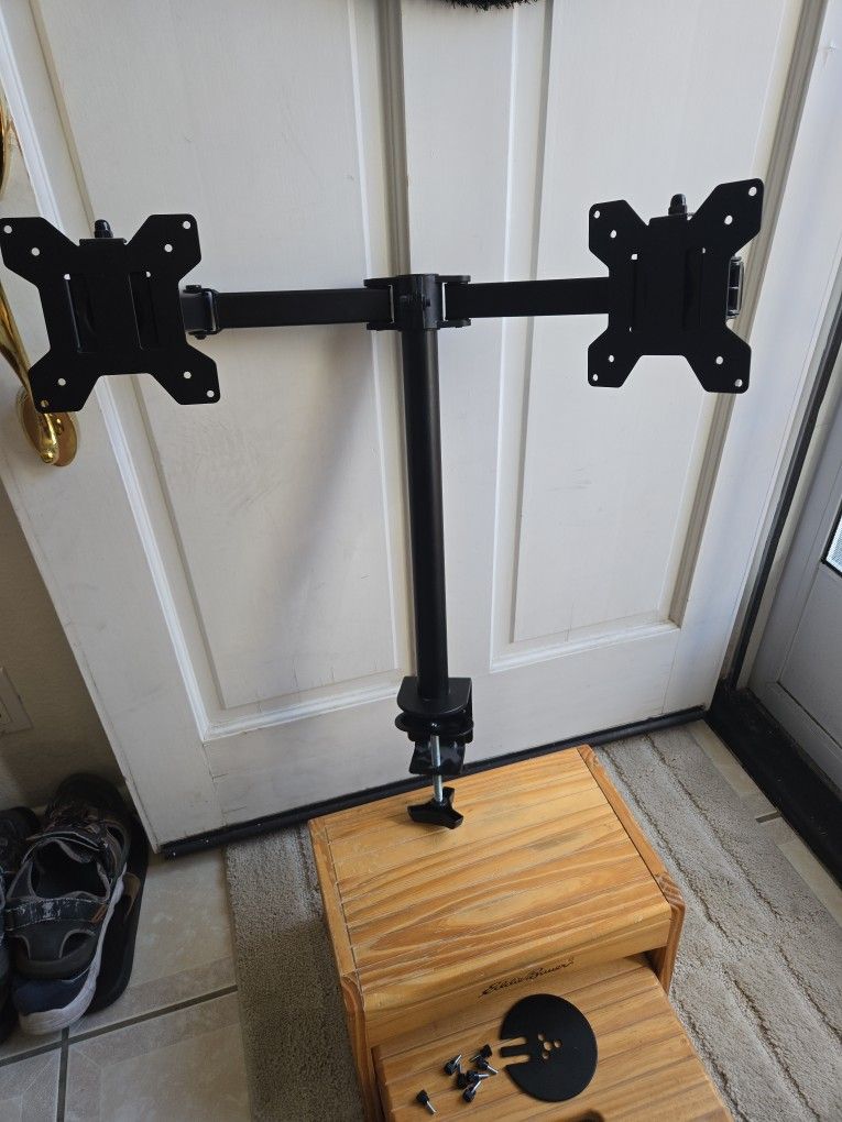 VIVO Dual Monitor Arm/Desk Mount/Like New/Hardware/Computer