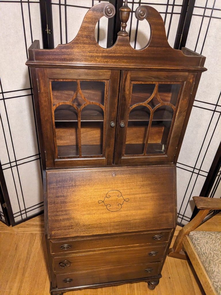 Secretery Desk