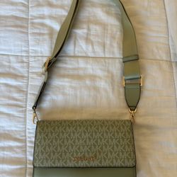 MK Wallet / Crossbody Bag