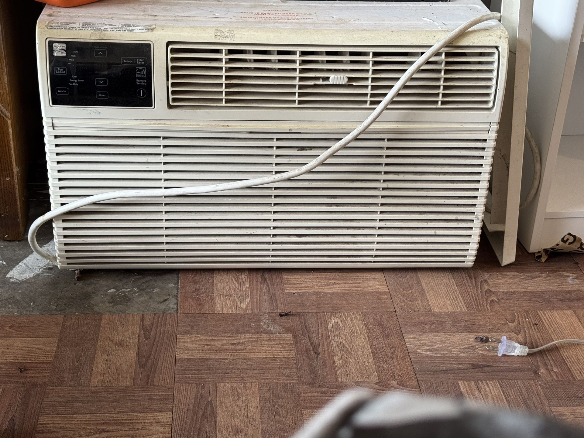 Window AC Unit