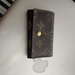 Pouch