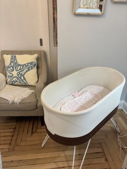Happiest Baby Snoo Smart Bassinet