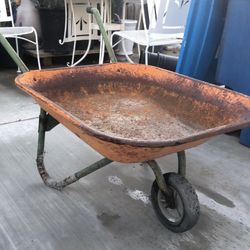 Yard Decoration Small Wheelbarrow 