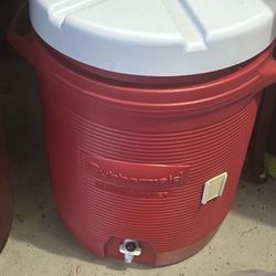 Rubbermaid Large Water Cooler 