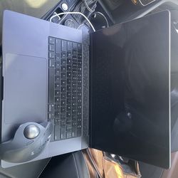 16” MacBook Pro M4 Max  (48GB RAM) – Excellent Condition – Black textured Dbrand skin