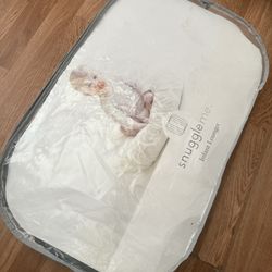 Snuggle Me Infant Bed Lounger