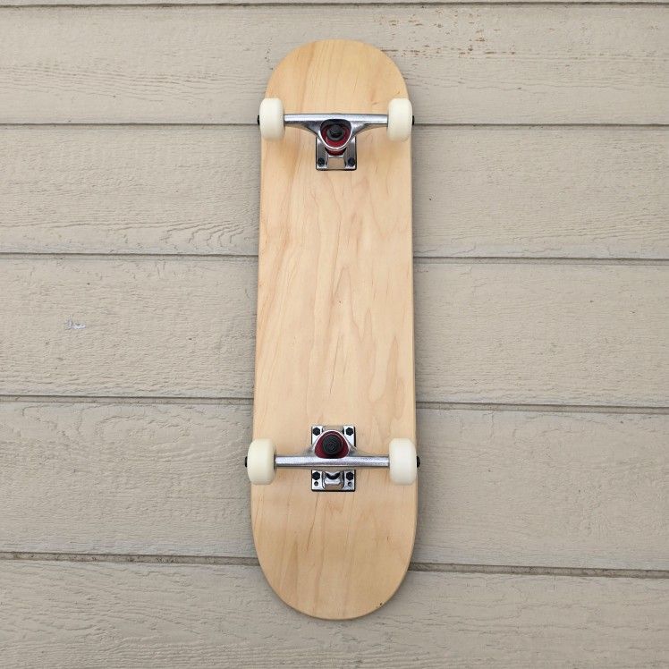 SKATEBOARDS SIZE 8.25 AND 8.50