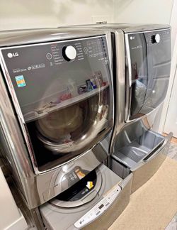 LG Washer + Dryer + SideKick Set - Excellent Condition