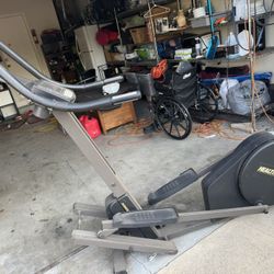 Elliptical Cross Trainer Exercise Machine, Full-Body Cardio Equipment w/ 24 Pre-Built Workouts