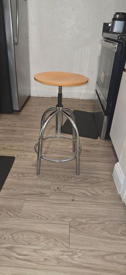 adjustable  swivel stool