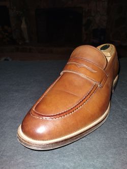 (Size-8) Men's, Like New, Florsheim Rucci Penny Mens Moc Closed Toe Loafers.
